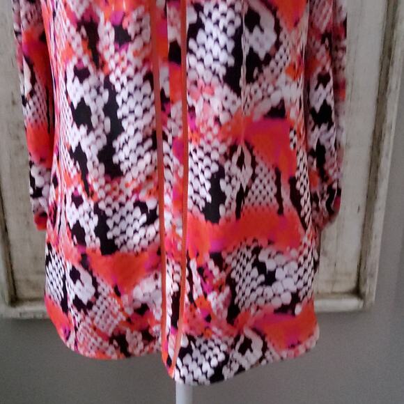 Worthington Women's 3/4 Sleeve Cold Shoulder Halter Top in Coral & Black - Picture 4 of 6